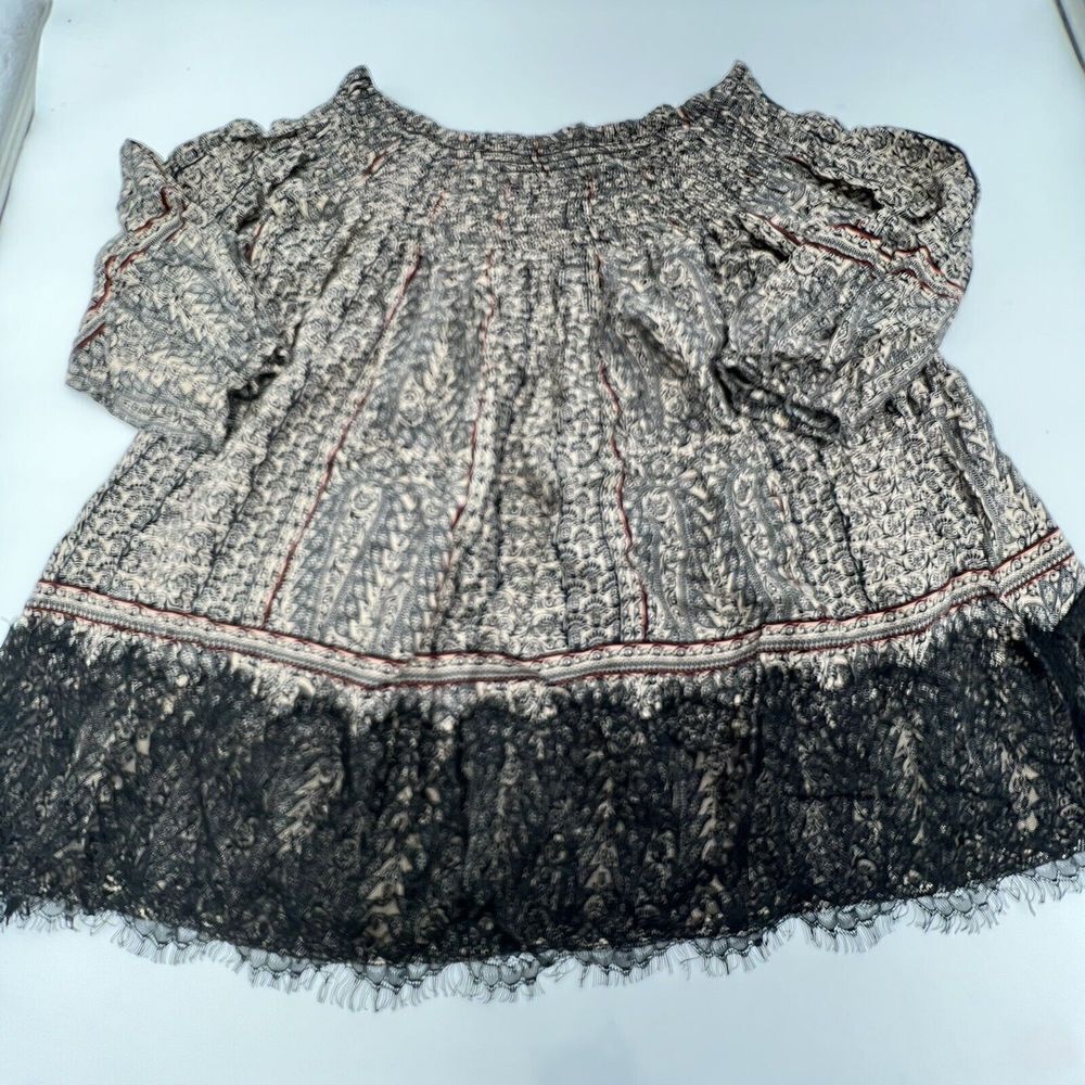 Vanessa Virginia Top Womens Medium Boho Scoop Neck Lace Trimmed Flowy Blouse